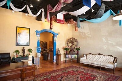 front_room_about